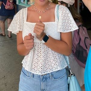 Cute open hole float design top